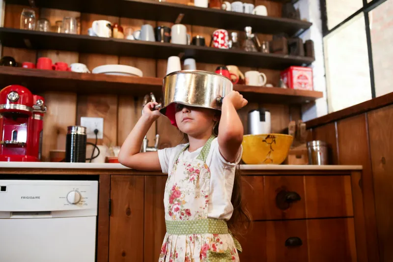 The Refrigerator That Outlived Three Presidents — Before Everything Became Disposable